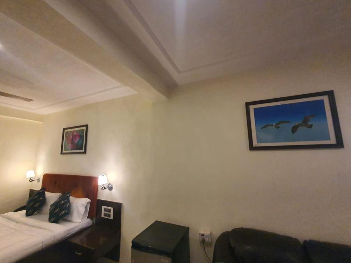 Hotel O Silver Leaf 潘奇加尼 外观 照片