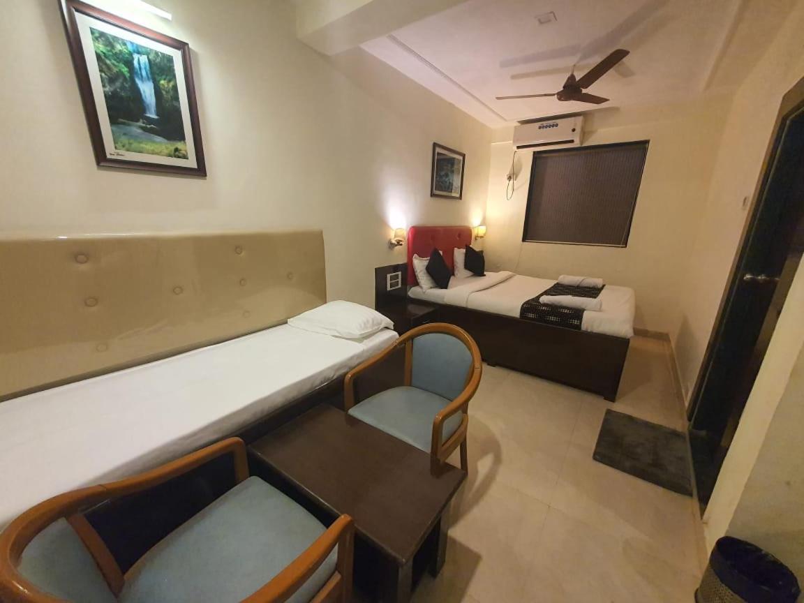 Hotel O Silver Leaf 潘奇加尼 外观 照片