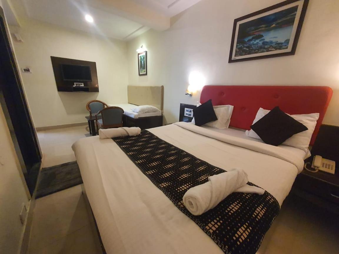 Hotel O Silver Leaf 潘奇加尼 外观 照片