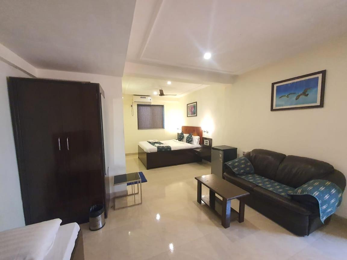 Hotel O Silver Leaf 潘奇加尼 外观 照片